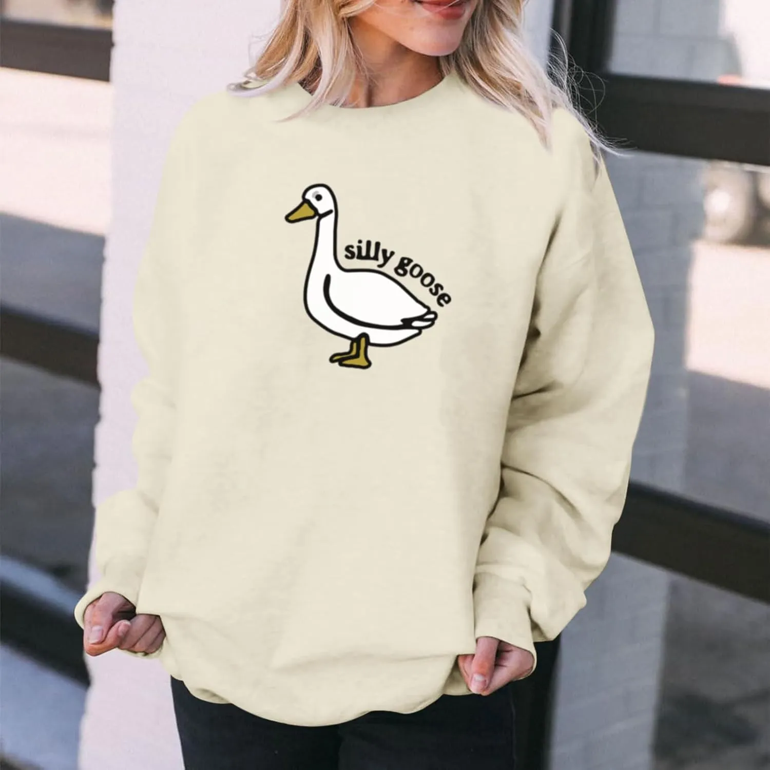 Cute Silly Goose Sweatshirt for Women Teen Girls Duck Letter Graphic Crewneck Long Sleeve Shirt Hoodie Pullover Tops