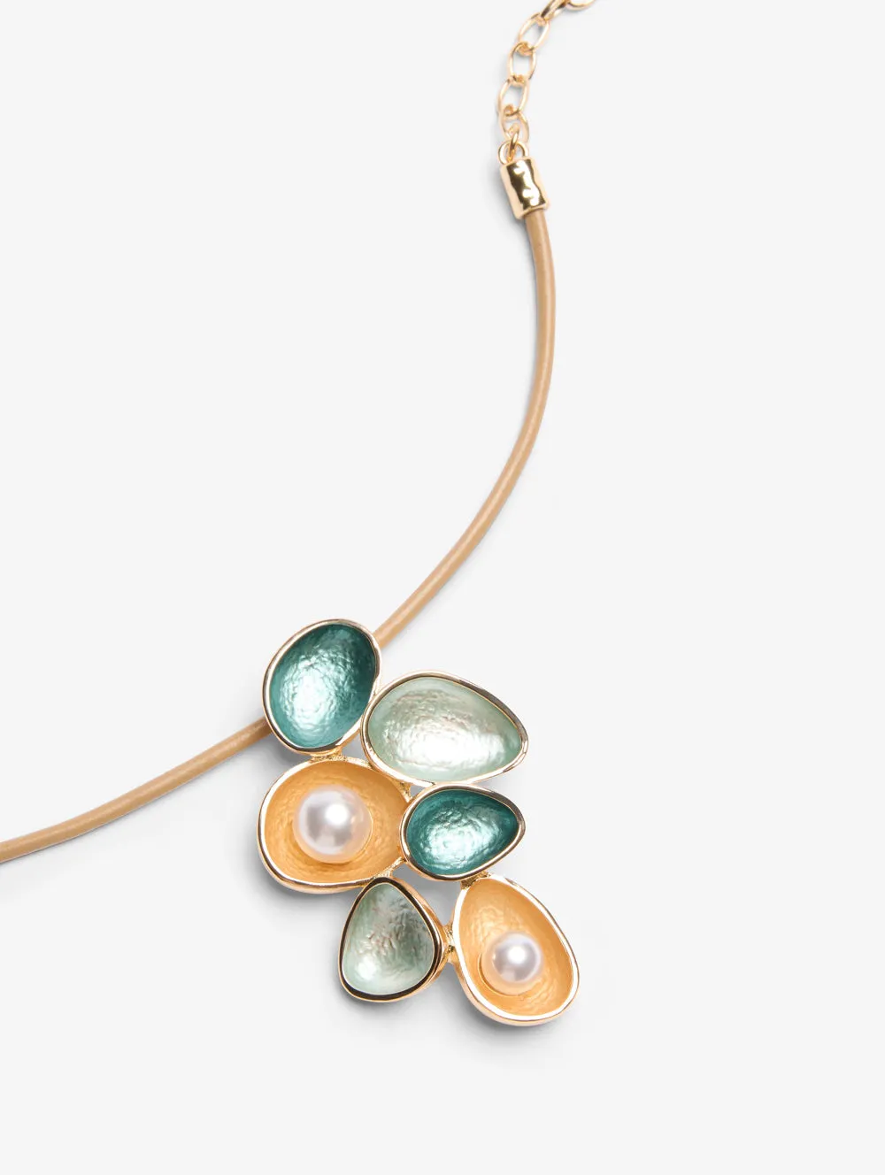 Ocean Pearls Necklace