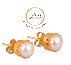 Regal Crown Design Gold Pearl Stud Earrings