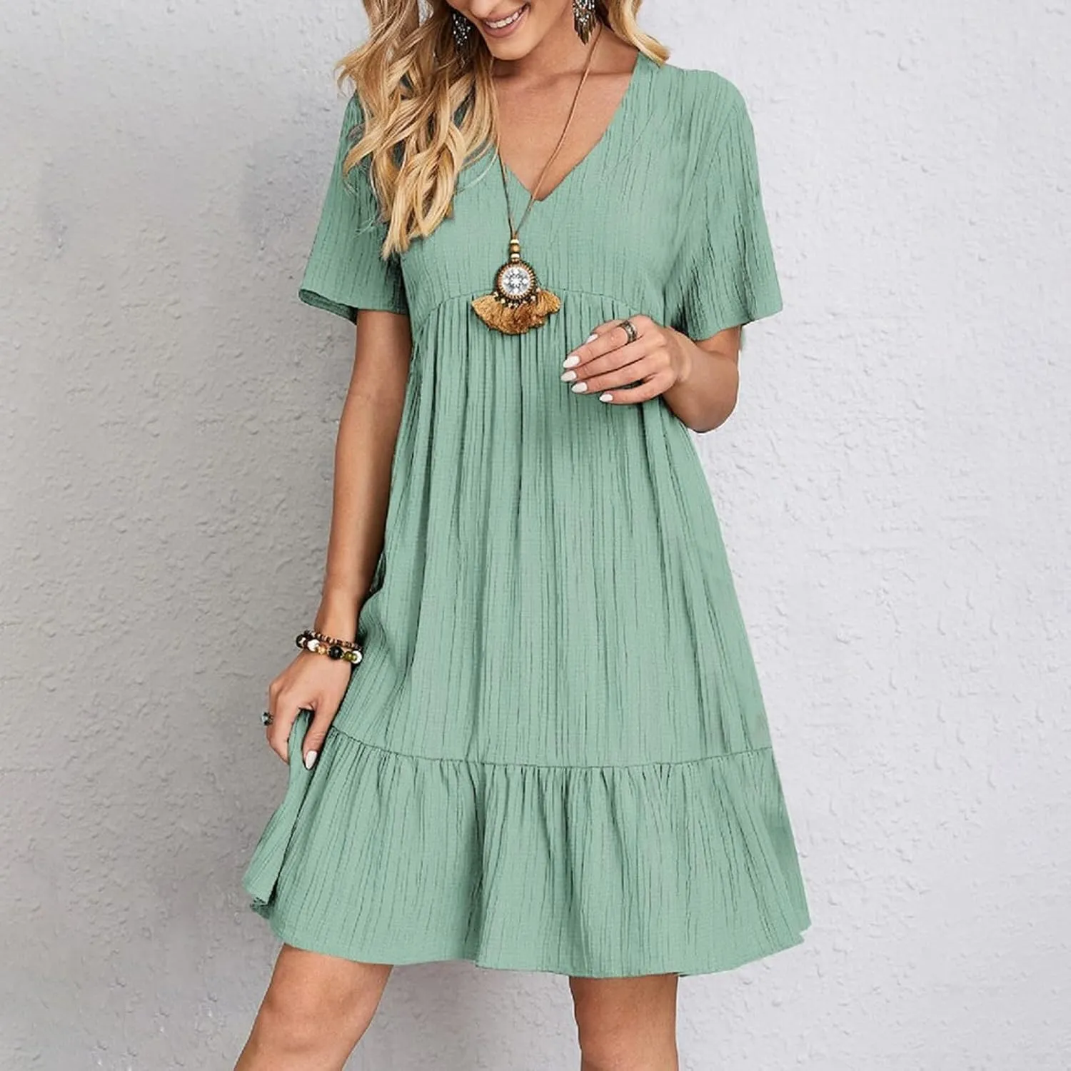 Summer Dresses for Women 2025 Trendy Short Sleeve Pleated Midi Dress Casual Flowy V Neck Elegant Beach Sundresses