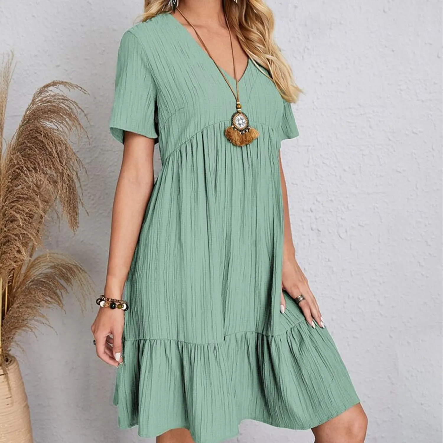Summer Dresses for Women 2025 Trendy Short Sleeve Pleated Midi Dress Casual Flowy V Neck Elegant Beach Sundresses