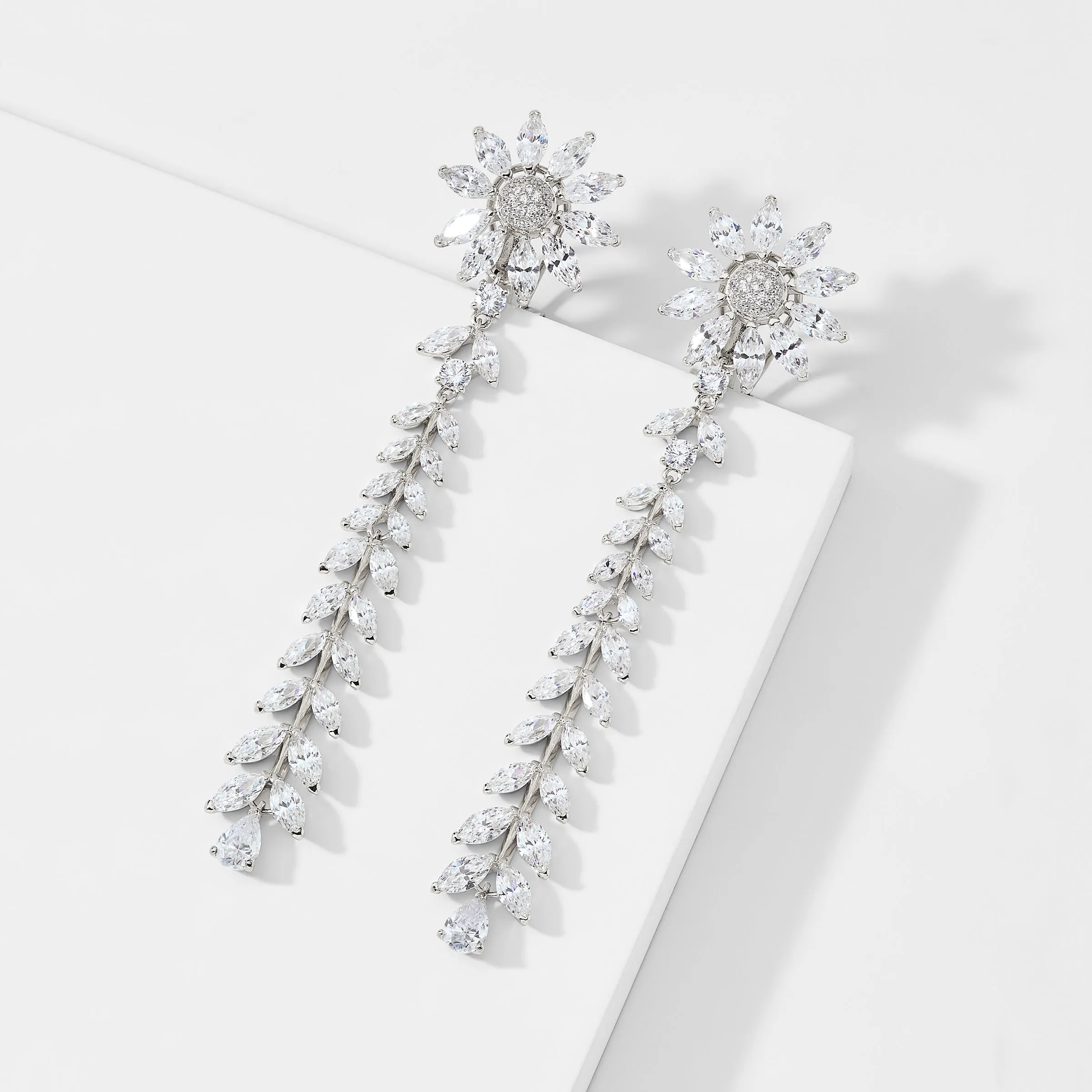 WILDFLOWER DAISY CZ LINEAR EARRINGS